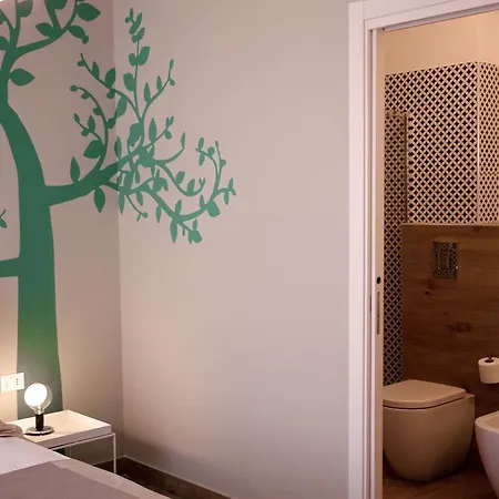 Dimora Del Viale Bed & Breakfast 2*